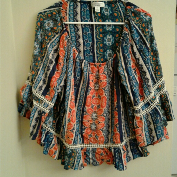 JohnPaulRichard Tops - Boho patriotic vibe peasant top Size 2 XL
